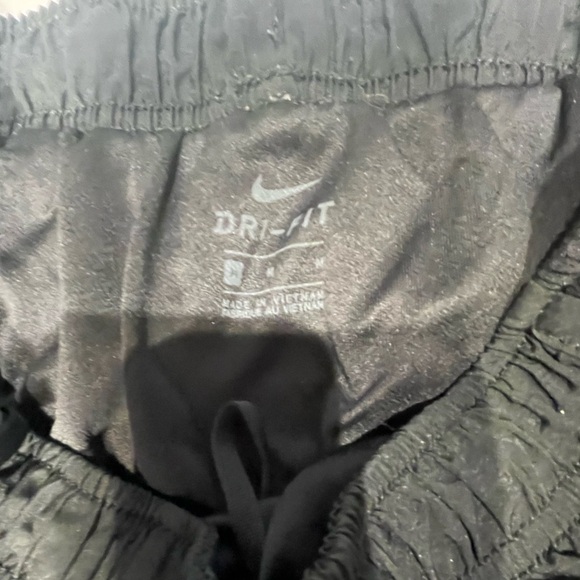 Nike Running Shorts - Picture 4 of 4